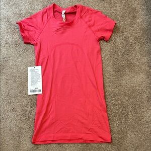 Lululemon Lipgloss Pink Swiftly Shirt Size 2